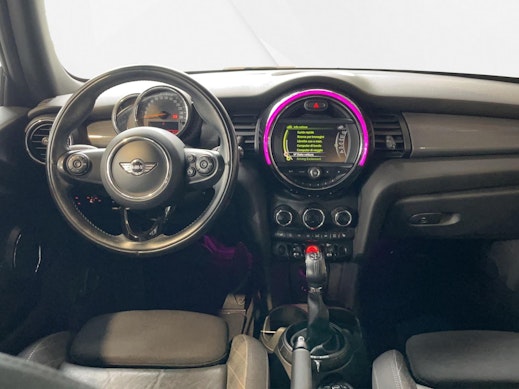 MINI Cabrio F57 1.5i Cooper 6
