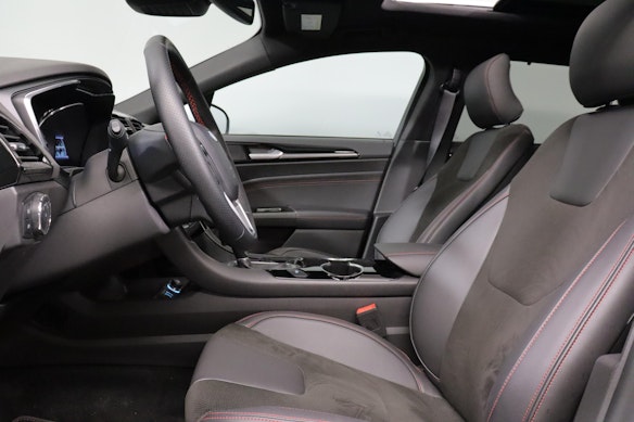 FORD Mondeo Station Wagon 2.0 HEV 187 ST-Line 2