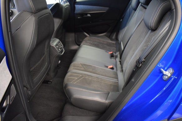 PEUGEOT 3008 1.6 PureTech GT Pack 8