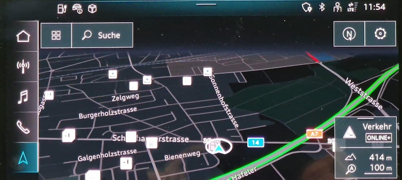 Vehicle image AUDI Q3