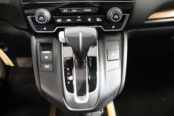 HONDA CR-V 1.5 i-VTEC Elegance 4WD 9