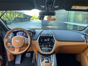 Vehicle image ASTON MARTIN DBX 4.0 V8 Bi-Turbo