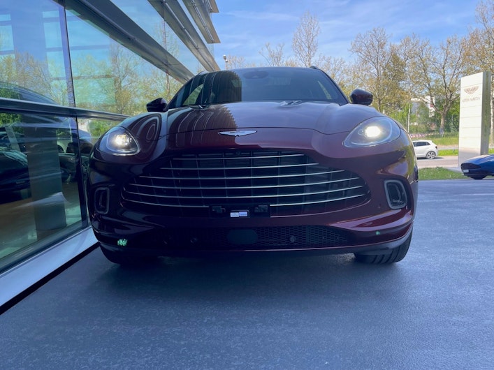 Vehicle image ASTON MARTIN DBX