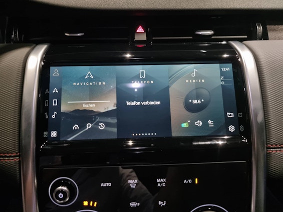 Vehicle image 9 Vehicle image 9