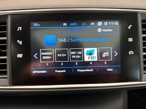 https://vehicle.imgix.net/3051652/b31792ae-7aef-46c4-97f3-21aff7964b8e.jpg