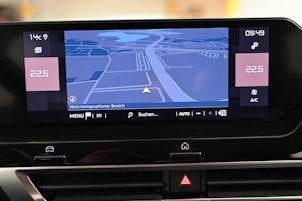 Vehicle image CITROEN C4 1.2 PureTech Swiss Edition