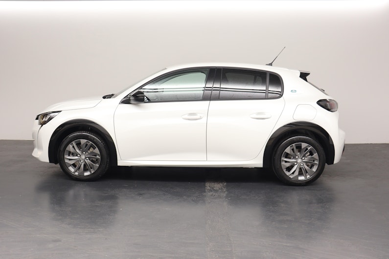 Vehicle image PEUGEOT 208