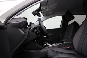 Vehicle image PEUGEOT 208 e-Allure - 100% Electric