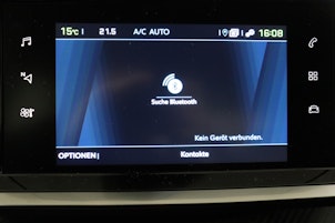 Vehicle image PEUGEOT 208 e-Allure - 100% Electric