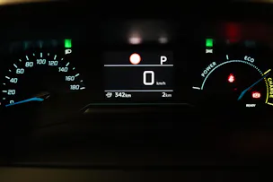 Peugeot 208 e-Allure - 100% Electric