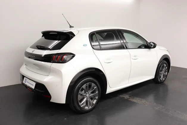 Peugeot 208 e-Allure - 100% Electric