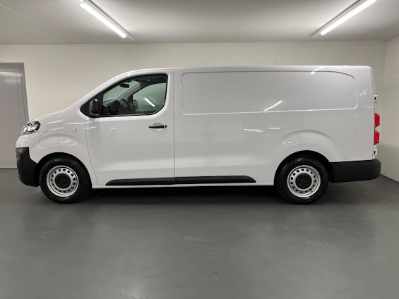 Vehicle image 2 Vehicle image 2