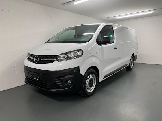 First vehicle image First vehicle image