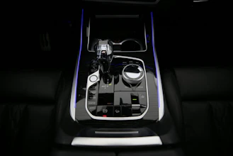 https://vehicle.imgix.net/3054820/4b77a2d9-3639-40ac-9b0b-293f0c67753d.jpg
