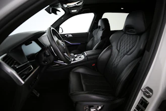 https://vehicle.imgix.net/3054820/89740ad7-3fd2-44a4-9417-8334c08fce5f.jpg