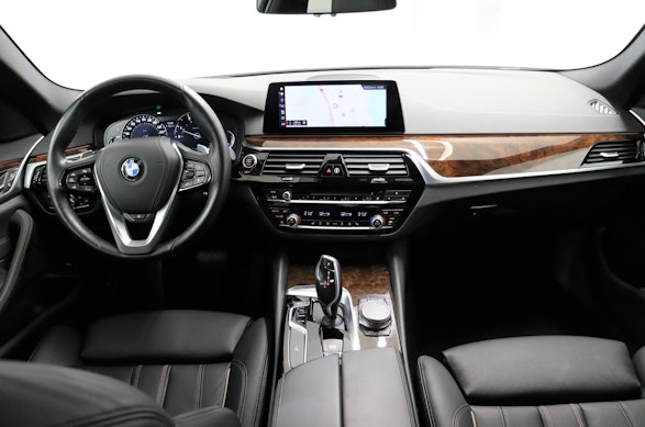 BMW 520d xDrive 6