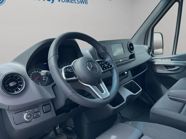Mercedes-Benz Sprinter 319 CDI CH 3665mm S