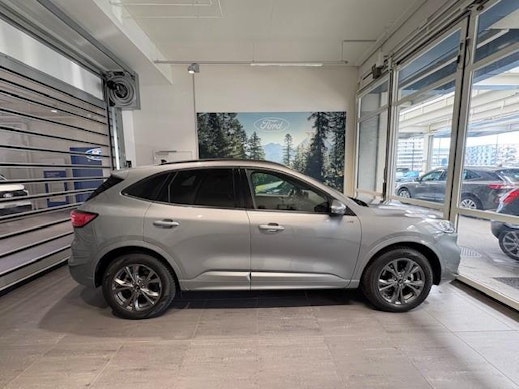 FORD Kuga 2.5 Plug-in Hybrid ST-Line 3
