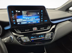 Fahrzeugbild TOYOTA C-HR 1.8 VVTi HSD Style