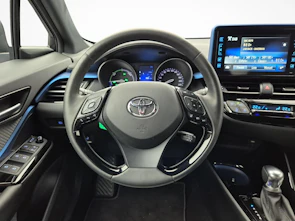Fahrzeugbild TOYOTA C-HR 1.8 VVTi HSD Style
