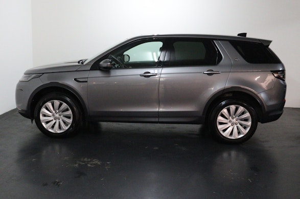 LAND ROVER Discovery Sport 2.0 TD4 180 SE 2
