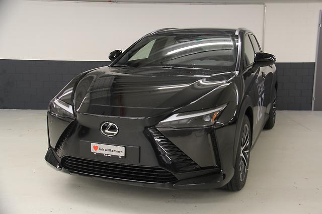 LEXUS RZ 450e Comfort: Jetzt Probefahrt buchen!