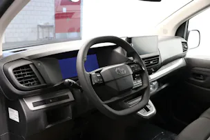 Toyota PROACE Van L1 2.0 D Advanced