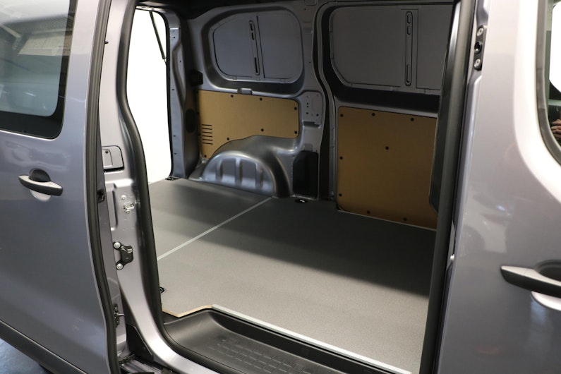 Vehicle image TOYOTA PROACE