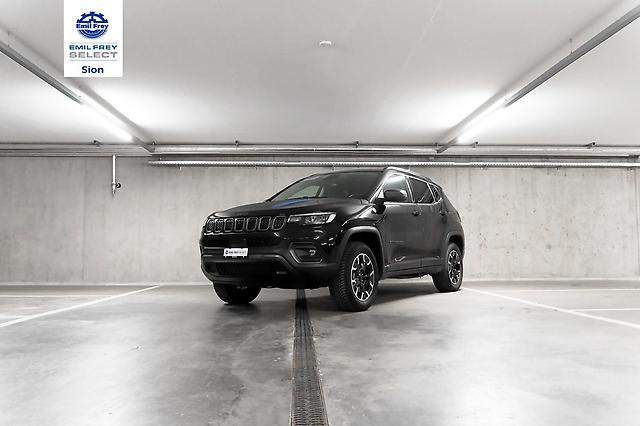 JEEP Compass 1.3 Trailhawk 4xe: Jetzt Probefahrt buchen!