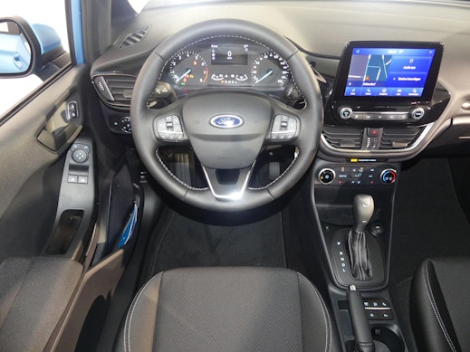 FORD Fiesta 1.0 EcoB Hybrid Cool & Connect 12