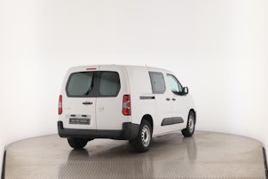 Vehicle image OPEL -e Cargo 2.4 t XL Electric