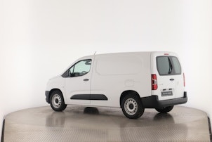 Vehicle image OPEL -e Cargo 2.4 t XL Electric