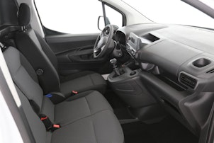 Vehicle image OPEL Combo-e Cargo 2.4 t Electric