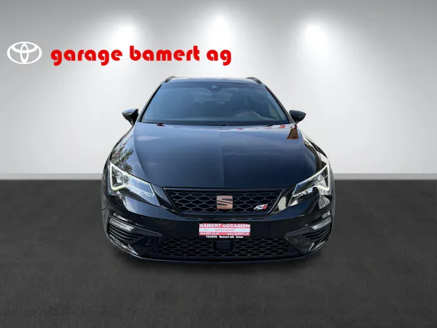 SEAT Leon ST 2.0 TSI 300 Cupra 4Drive DSG