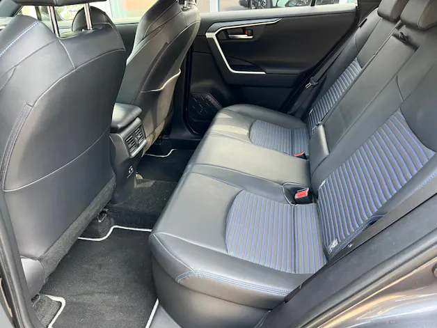 Toyota RAV4 2.5 HSD Style