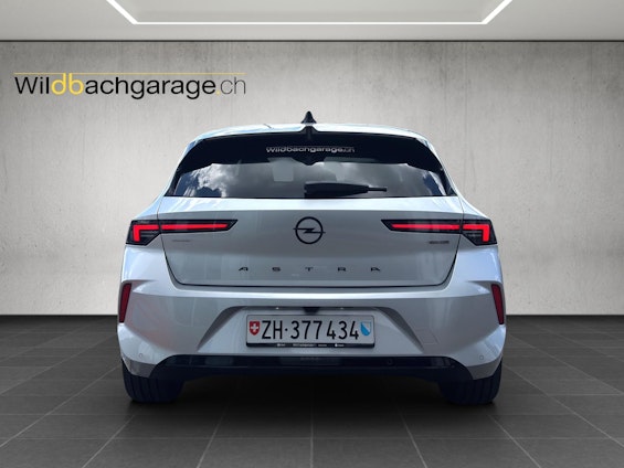 Vehicle image 3 Vehicle image 3