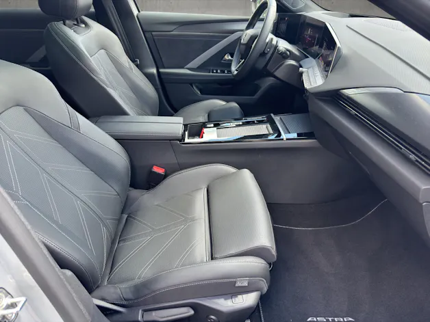 Opel Astra 1.6 T PHEV 180 Swiss Premium