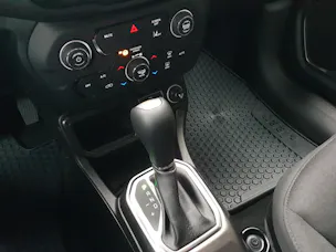 Jeep Renegade 1.5 Turbo Limited Plus Sky