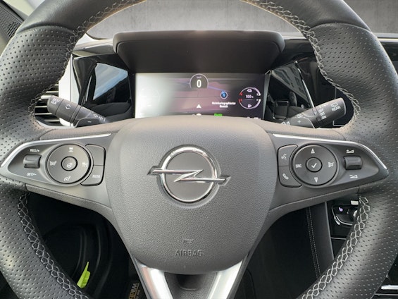 Vehicle image 12 Vehicle image 12