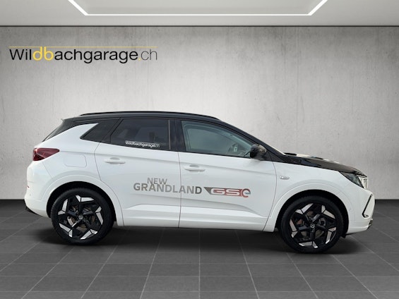 Vehicle image 5 Vehicle image 5