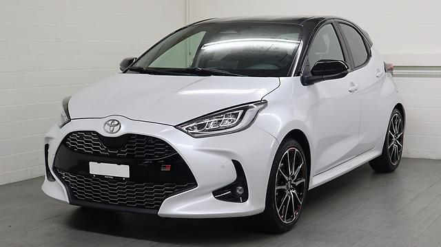 TOYOTA Yaris 1.5 VVT-i HSD GR Sport: Jetzt Probefahrt buchen!