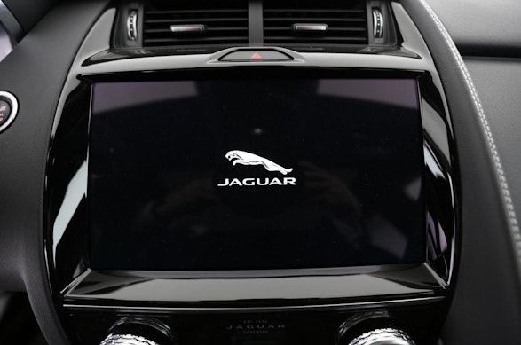 JAGUAR E-Pace 2.0 I4 200 R-Dynamic S AWD 12