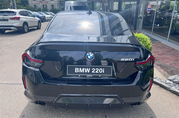 BMW 220i SAG Coupé 4