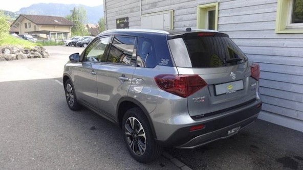 Vehicle image 3 Vehicle image 3