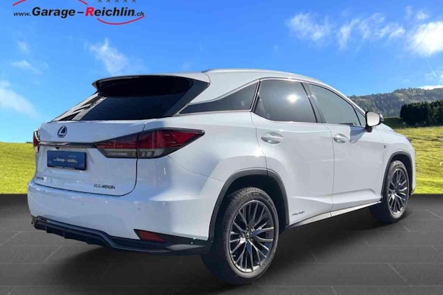 Vehicle image 4 Vehicle image 4