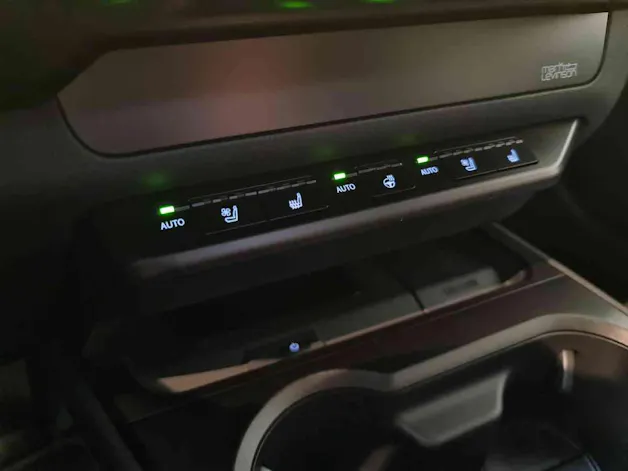 Lexus UX 300e Excellence elektrisch 54.3 kWh