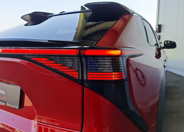 Vehicle image 16 Vehicle image 16