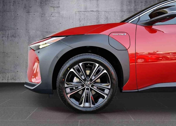 Vehicle image 23 Vehicle image 23