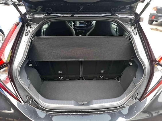 Vehicle image 17 Vehicle image 17