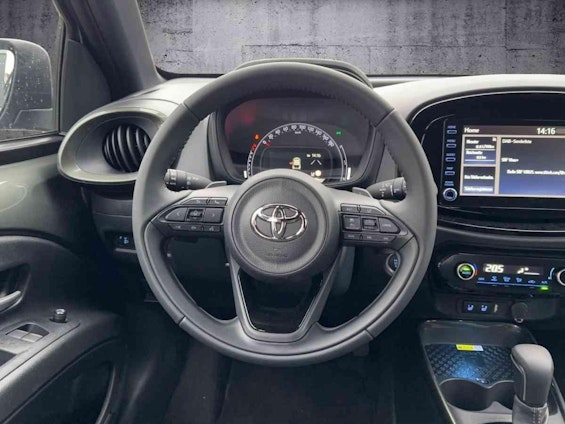 Vehicle image 10 Vehicle image 10